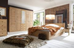 Vita von Wohnglücklich - Schlafzimmer weiß Kiefernholz