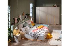 Venice von set one by Musterring - Kleiderschrank champagner