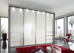 Malibu von Wiemann - Schwebetürenschrank weiß - Glas graphit