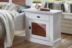 Capri von Jumek Möbel - Landhaus-Bett Kiefer weiß-bernsteinfarbig