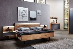 WSM 4300 von Wöstmann - Schlafzimmereinrichtung Wildeiche mit durchgehender Bauchbinde