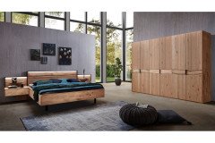 WSM 4300 von Wöstmann - Schlafzimmereinrichtung Wildeiche mit durchgehender Bauchbinde